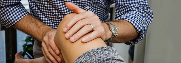 Chiropractic Victoria BC Knee Exam